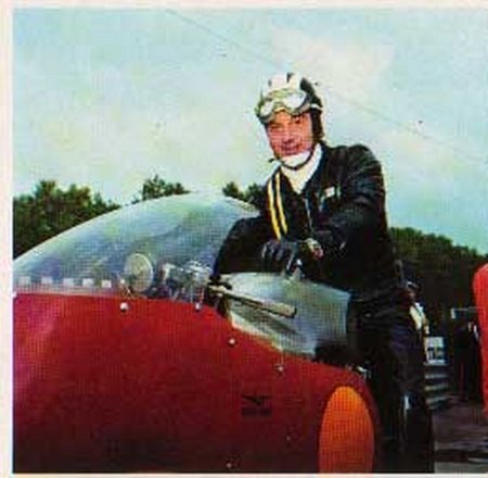 Bill Lomas on the famous Moto Guzzi V8 (Andrea Teruzzi Collection)